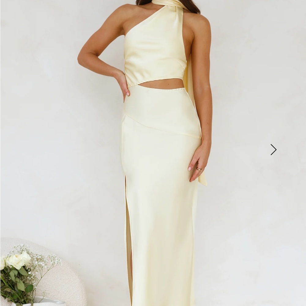 Elegant yellow cream One-Shoulder Dress